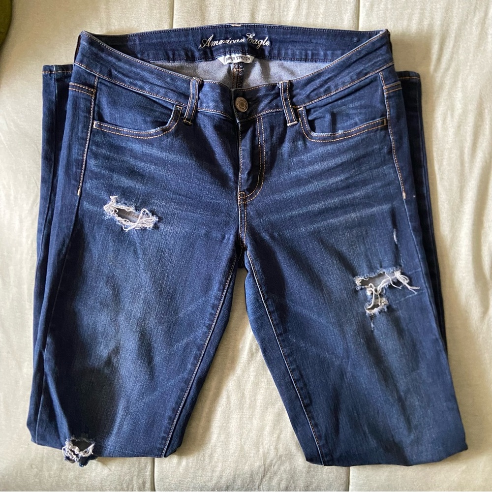 American Eagle Outfitters Women's Dark Blue Ripped Skinny Jeans